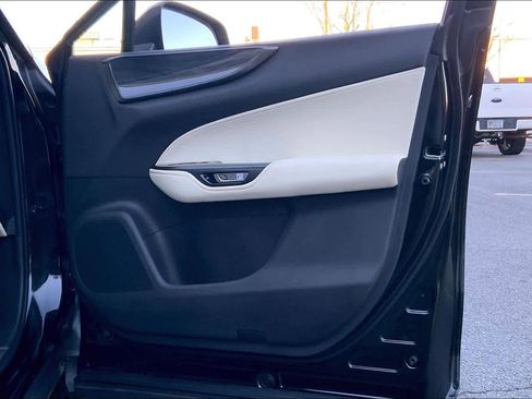 Used 2024 Lexus NX 250 FWD w/ Premium Package image 22