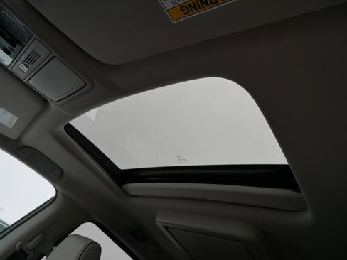 Certified 2026 Honda Odyssey Touring image 32