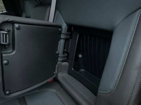 Used 2023 GMC Sierra 2500 Denali w/ Denali Ultimate Package image 19