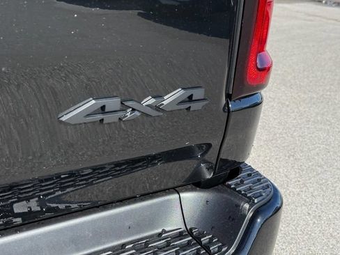 New 2026 RAM 1500 Big Horn AWD/4WD image 7