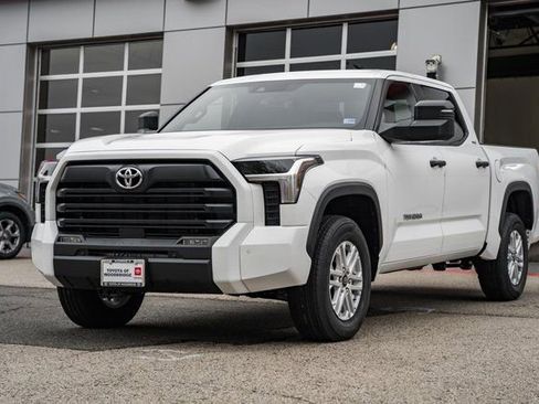 New 2026 Toyota Tundra SR5 image 3
