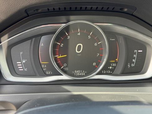 Used 2018 Volvo S60 T5 Dynamic w/ Vision Package image 21