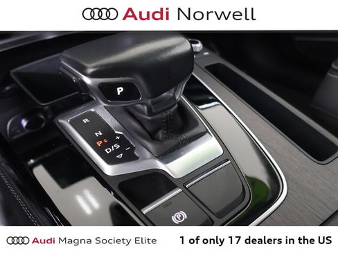Used 2021 Audi Q5 Premium Plus w/ Premium Plus Package AWD/4WD image 4