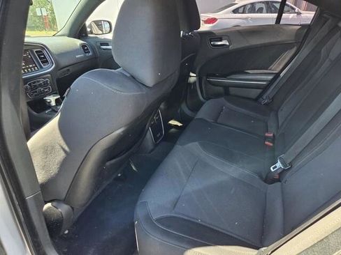 Used 2018 Dodge Charger R/T image 12