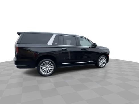 Used 2023 Cadillac Escalade ESV Premium Luxury image 8
