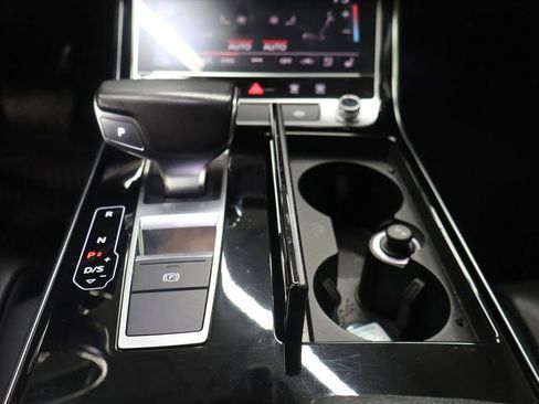 Used 2019 Audi A8 L 3.0T w/ Executive Package image 43