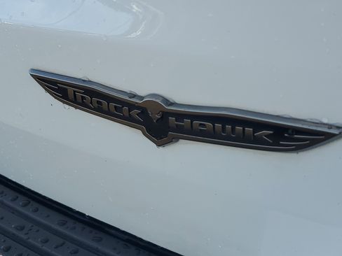 Used 2019 Jeep Grand Cherokee Trackhawk AWD/4WD image 32