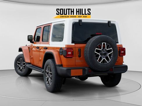 New 2026 Jeep Wrangler Unlimited Sahara w/ Whitecap Package AWD/4WD image 3