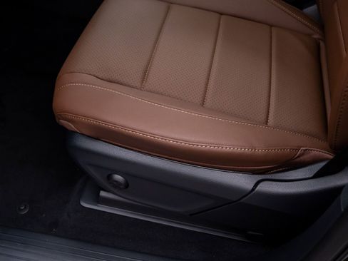 New 2026 Mercedes-Benz GLS 450 GLS 450 image 18