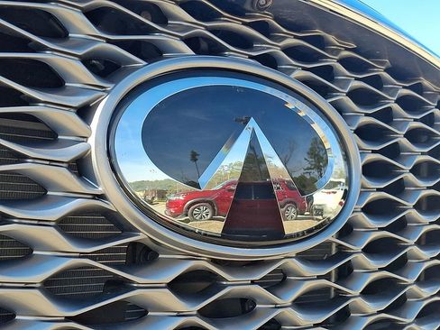 Used 2025 INFINITI QX55 Sensory w/ Lighting Package image 32