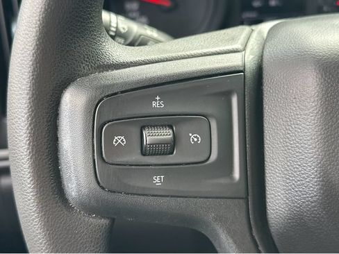Certified 2022 Chevrolet Silverado 1500 Custom RWD image 22
