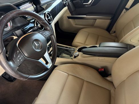 Used 2015 Mercedes-Benz GLK 350 2WD image 10