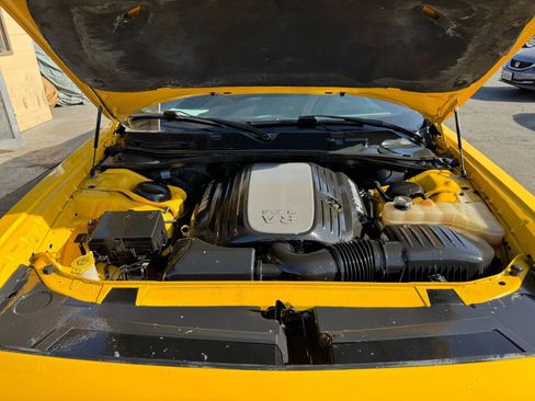 Used 2017 Dodge Challenger R/T RWD image 18