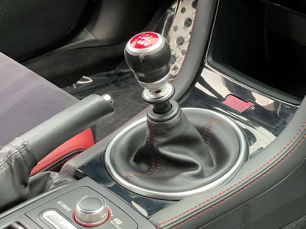 Used 2018 Subaru WRX STI AWD/4WD image 34