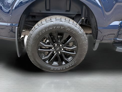 Used 2025 Ford F150 Lariat AWD/4WD image 33