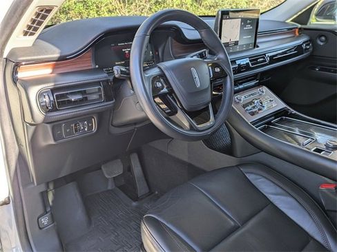 Certified 2022 Lincoln Aviator Reserve image 11