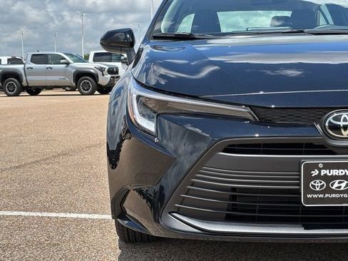 New 2026 Toyota Corolla LE FWD image 4