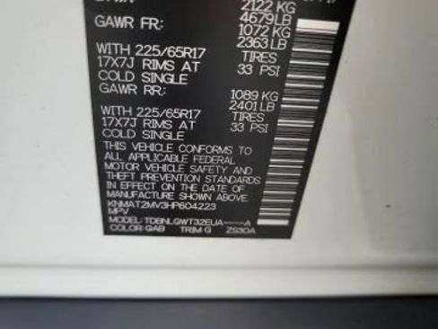 Used 2017 Nissan Rogue SV AWD/4WD image 35