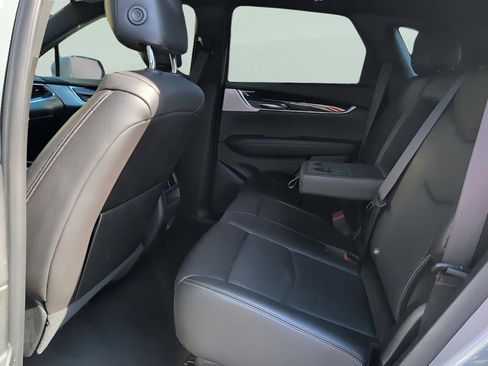 Used 2023 Cadillac XT5 Premium Luxury image 33
