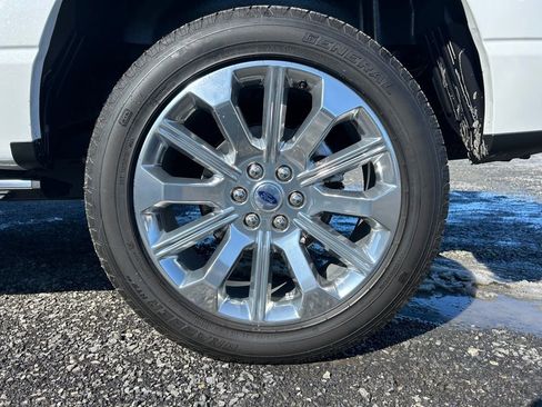 Used 2022 Ford F150 Limited image 15