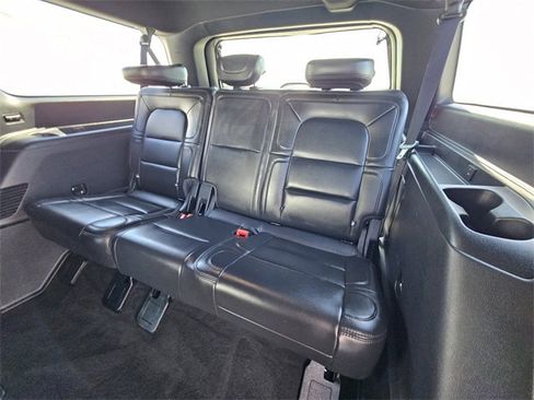 Used 2024 Lincoln Navigator L 4WD image 30