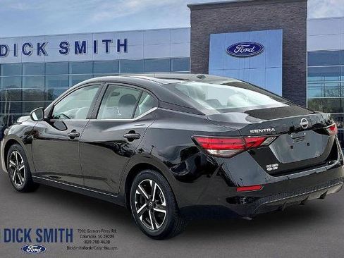 Used 2025 Nissan Sentra SV FWD image 4