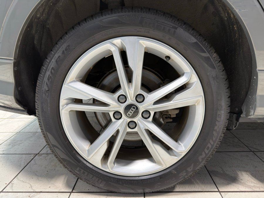 Used 2023 Audi Q3 2.0T Premium w/ Convenience Package AWD/4WD image 30