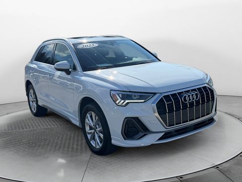 Certified 2025 Audi Q3 2.0T Premium Plus w/ Premium Plus Package image 1