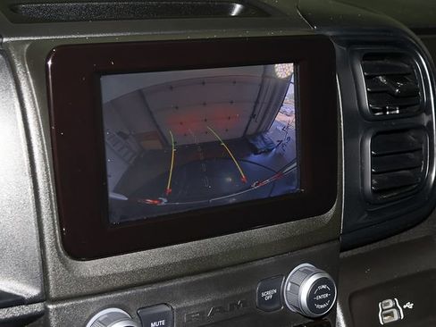 Used 2025 RAM ProMaster 2500 w/ U-Haul Equipment Group FWD image 16