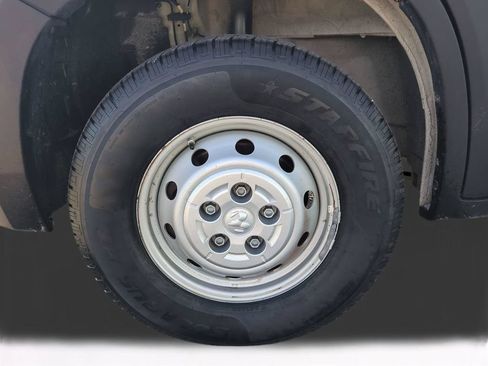 Used 2023 RAM ProMaster 2500 FWD image 11
