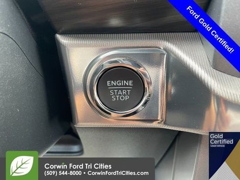 Used 2025 Ford F150 Lariat w/ FX4 Off-Road Package image 31