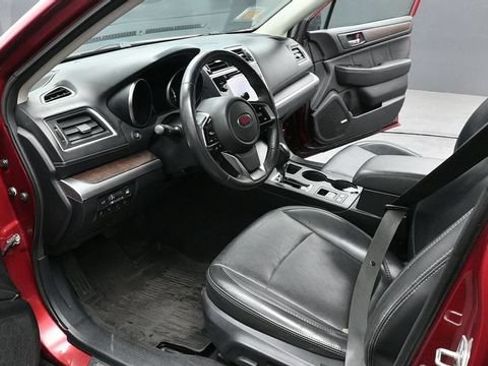 Used 2019 Subaru Outback 2.5i Limited AWD/4WD image 13