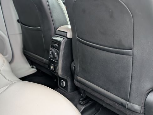 Used 2022 Jeep Compass Limited image 41