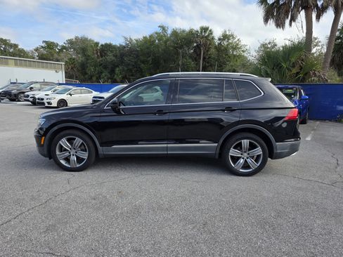 Used 2018 Volkswagen Tiguan SEL Premium image 5