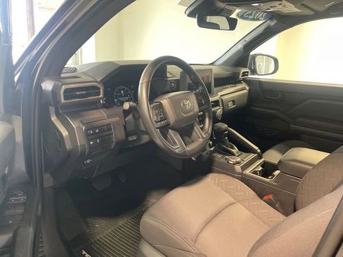 Used 2025 Toyota Tacoma SR5 AWD/4WD image 6