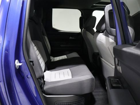 Used 2024 Toyota Tacoma TRD Off-Road image 21