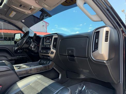Used 2015 GMC Sierra 2500 Denali AWD/4WD image 22