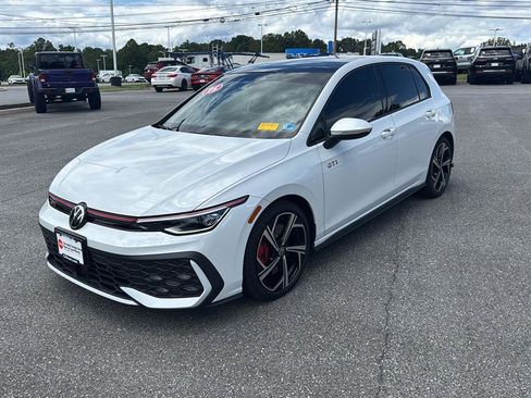 Used 2025 Volkswagen GTI SE FWD image 2