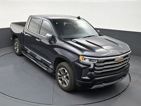 Used 2023 Chevrolet Silverado 1500 High Country w/ Technology Package RWD image 18