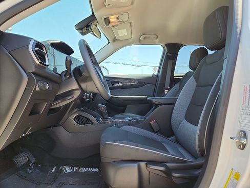 Used 2025 Chevrolet TrailBlazer LT AWD/4WD image 11