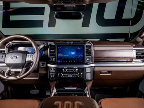 Used 2025 Ford F250 King Ranch AWD/4WD image 2