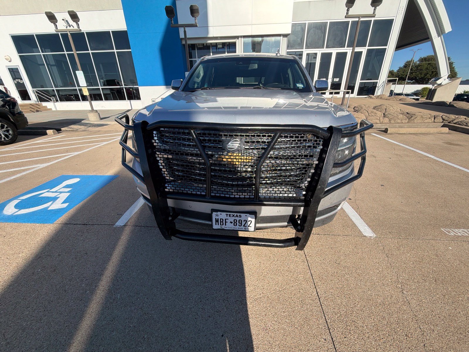 Used 2018 Chevrolet Suburban Premier AWD/4WD image 2