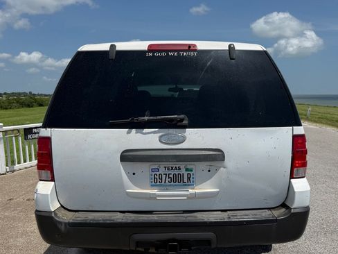 Used 2004 Ford Expedition XLT RWD image 6