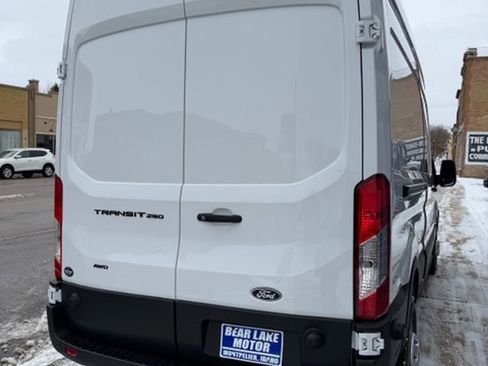 New 2026 Ford Transit 250 148 High Roof AWD image 8