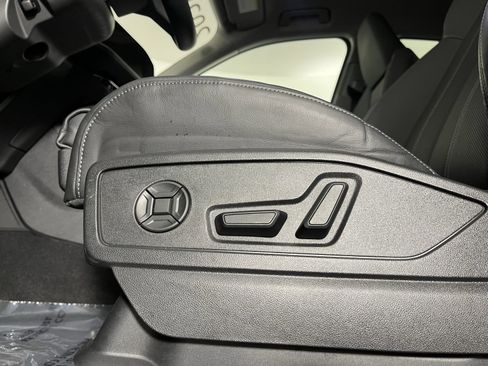 Certified 2025 Audi Q5 Premium Plus w/ Premium Plus image 13