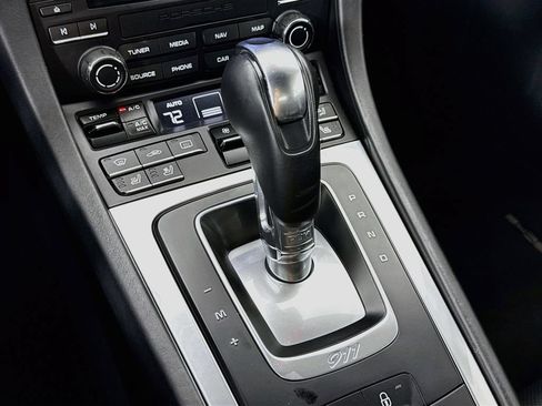 Certified 2017 Porsche 911 Carrera 4S AWD/4WD image 21