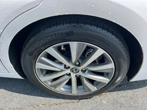 Used 2021 Lexus ES 350 w/ Premium Package image 21