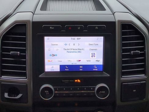 Used 2021 Ford Expedition XLT RWD image 18