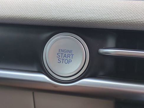 New 2026 Hyundai Tucson Limited image 38