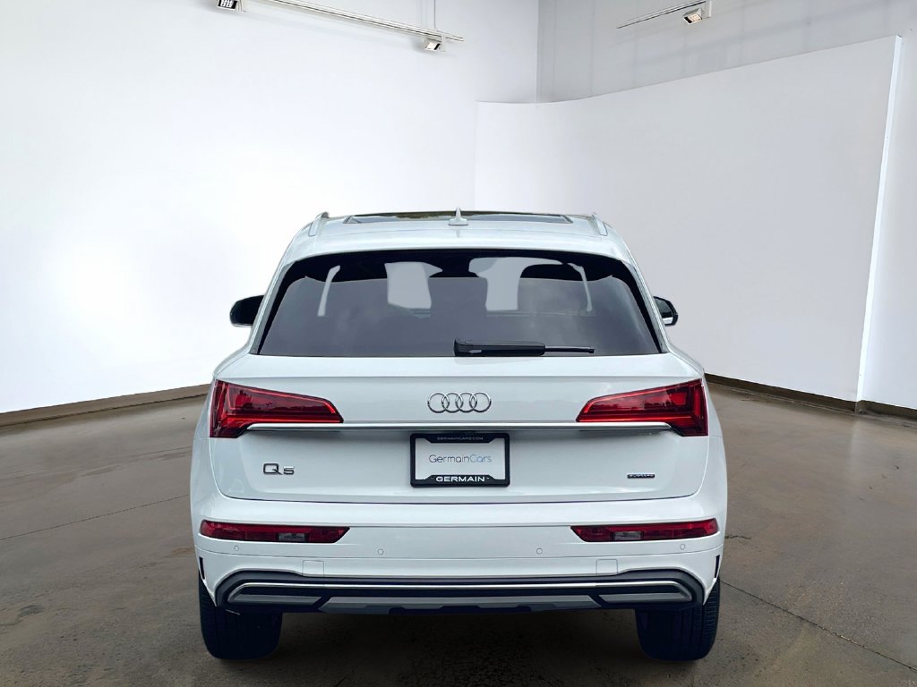 Used 2021 Audi Q5 2.0T Premium w/ Convenience Package AWD/4WD image 5